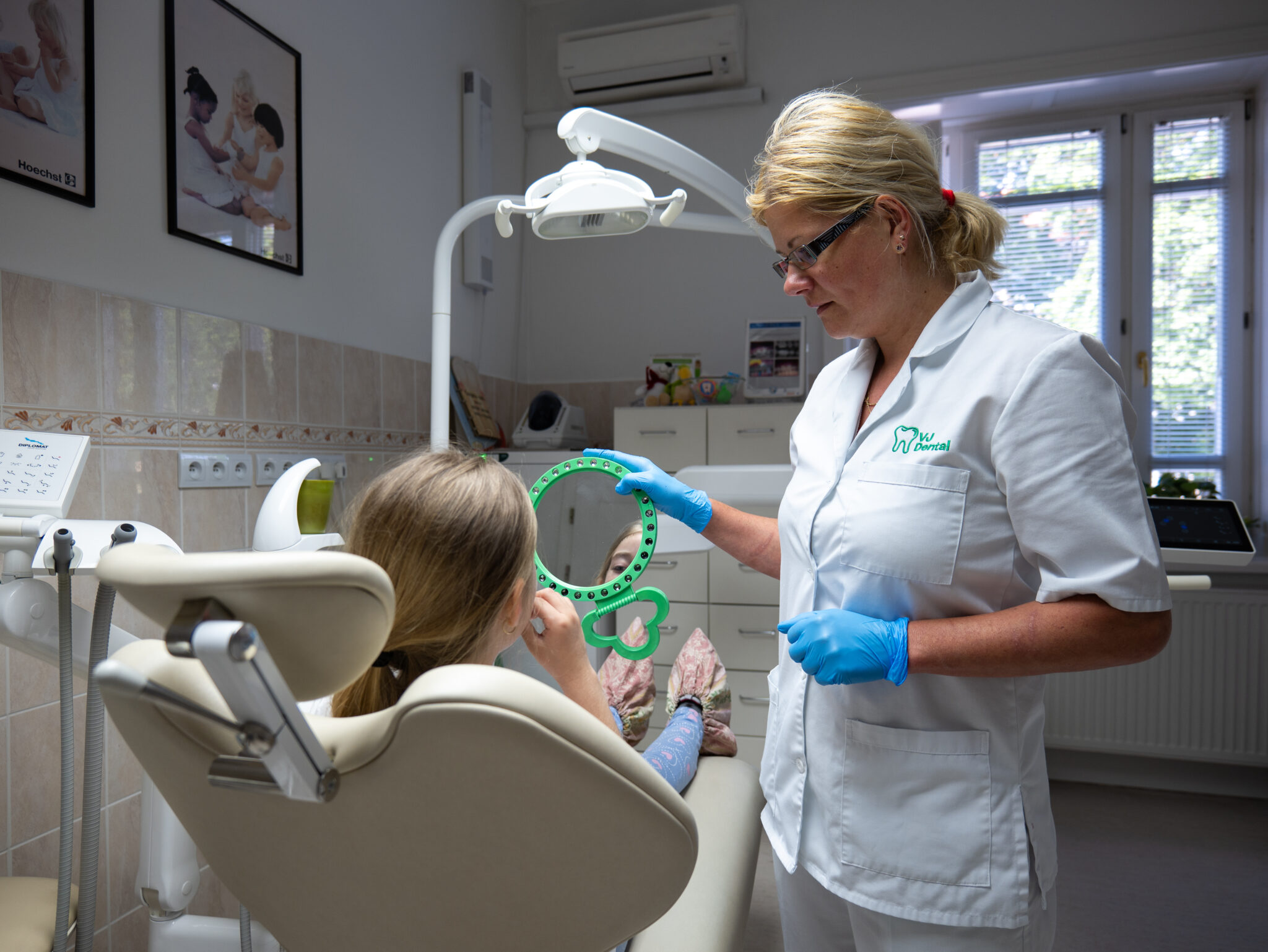 Autentický obsah vytvorený pre V.J. Dental